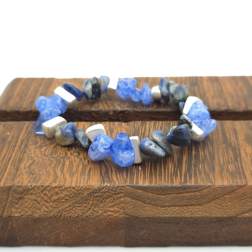 7 Inch Various Stones Expandable Bracelet B24